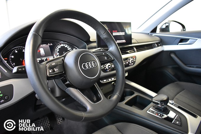 AUDI A4 Avant 40 TDI S tronic Business